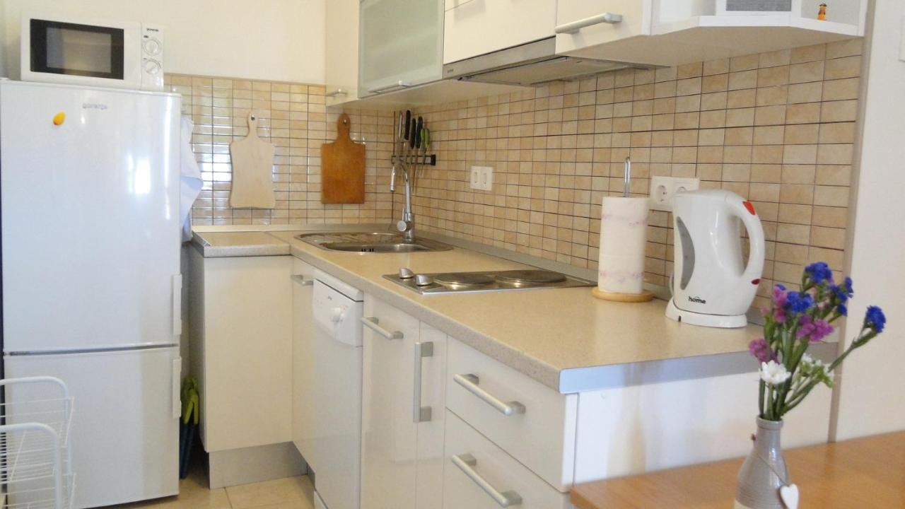 Holiday Home Apartment Tedo Klek Ngoại thất bức ảnh