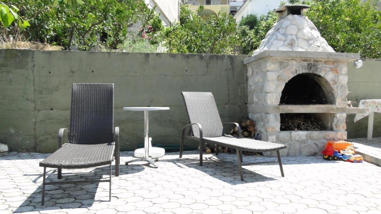 Holiday Home Apartment Tedo Klek Ngoại thất bức ảnh