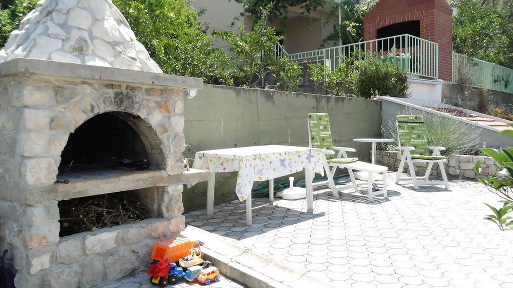 Holiday Home Apartment Tedo Klek Ngoại thất bức ảnh